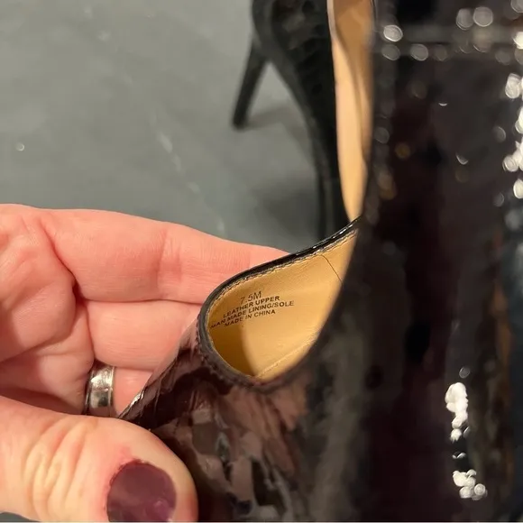 Gianni Bini sz 7.5 black patent leather high ankle strappy stiletto heels