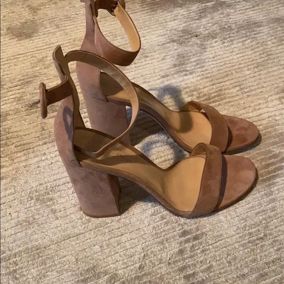 Gianvitto Rossi shoes