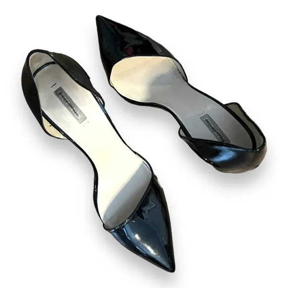 Giorgio Armani patent navy blue stiletto shoes size 37 1/2