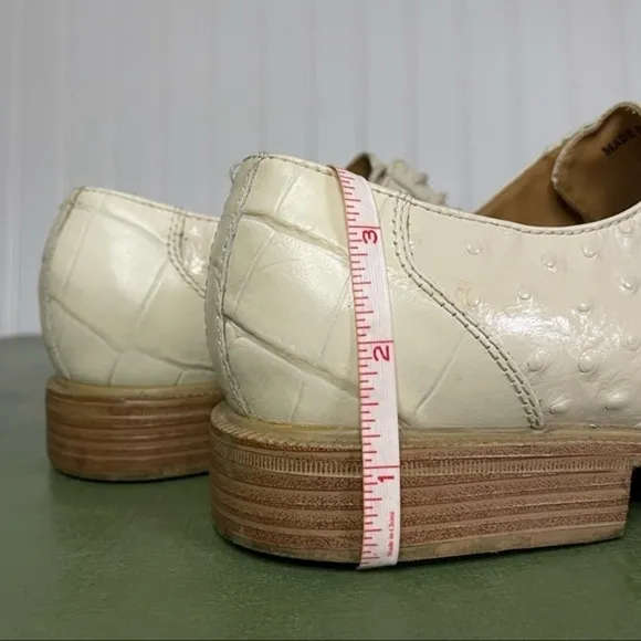 Giorgio Brutini Ostrich Leather Dress Shoes in Eggshell White