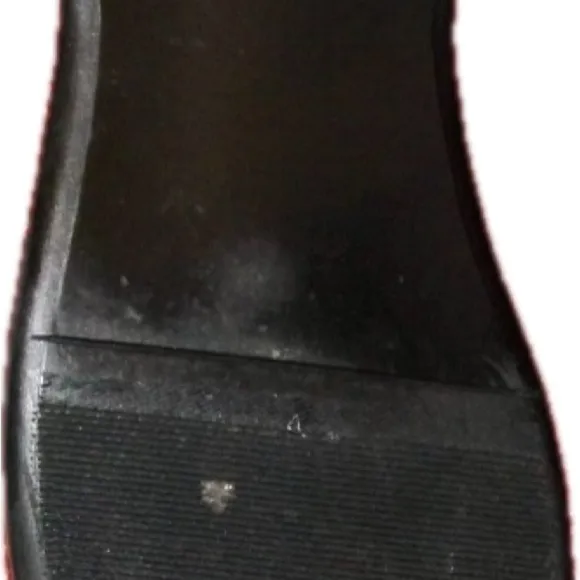 Giorgio Brutini red velvet size 8.  Very good condition.  Worn twice.…‌‌