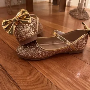 Girls Gold Glittery Dress Shoes - Size: 33