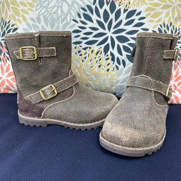 Girls UGG size 8 boots