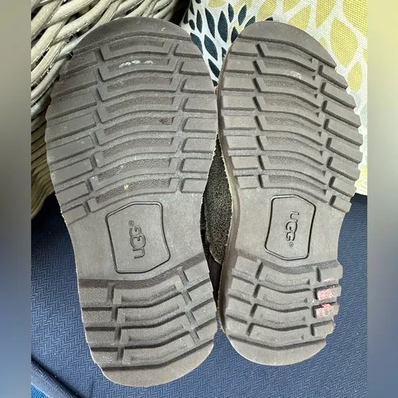 Girls UGG size 8 boots
