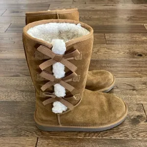Girls Koolaburra Bow boots. Chestnut. Sz 4.