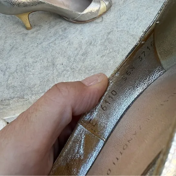 GIUSEPPE Zanotti design 2.5&quot; heel peep toe pumps heels Sz 35.5 made in Italy