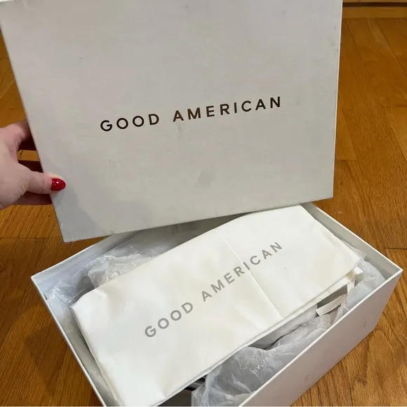 Good American Cinder-F*cking-Rella Glass Pump Shoes Size 9 NWT