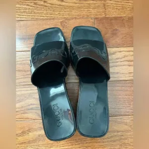 Gucci Black Jelly Platform Sandals Sz 35 Us 5