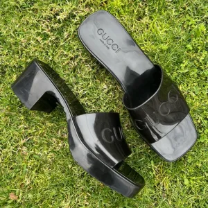 Gucci Black Rubber Logo Platform Slide Sandals Block Heel Chunky EU 38 GUC