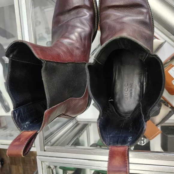 Gucci Chelsea Boots in Brown and Black Leather