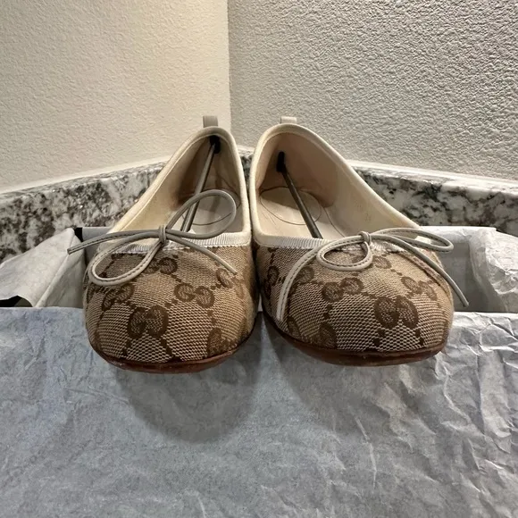 Gucci GG Canvas Ballet Flats Cocoa Bow Women’s Size 8 US / 38 EU – With Box