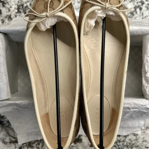 Gucci GG Canvas Ballet Flats Cocoa Bow Women’s Size 8 US / 38 EU – With Box