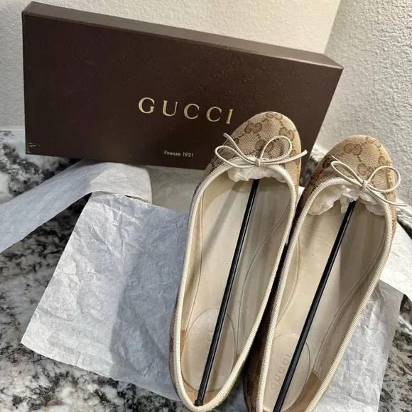 Gucci GG Canvas Ballet Flats Cocoa Bow Women’s Size 8 US / 38 EU – With Box
