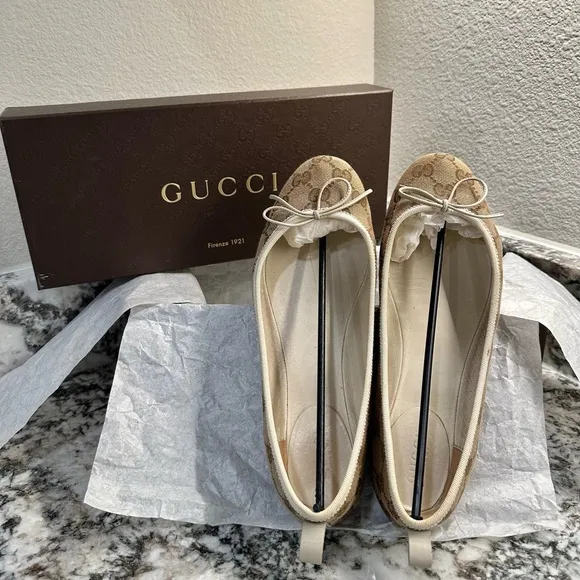 Gucci GG Canvas Ballet Flats Cocoa Bow Women’s Size 8 US / 38 EU – With Box