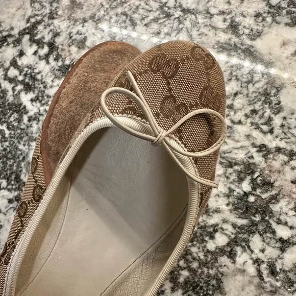 Gucci GG Canvas Ballet Flats Cocoa Bow Women’s Size 8 US / 38 EU – With Box