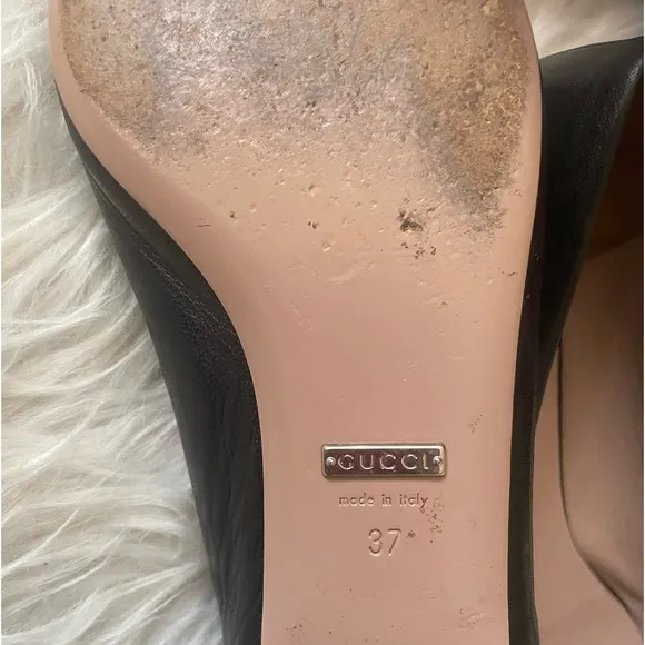 Gucci Leather Studded Ballet Flats | 37