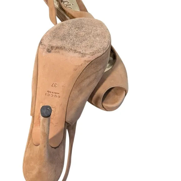 Gucci, Sofia,Elegant Tan Peep-Toe Slingback Heels, Size 37