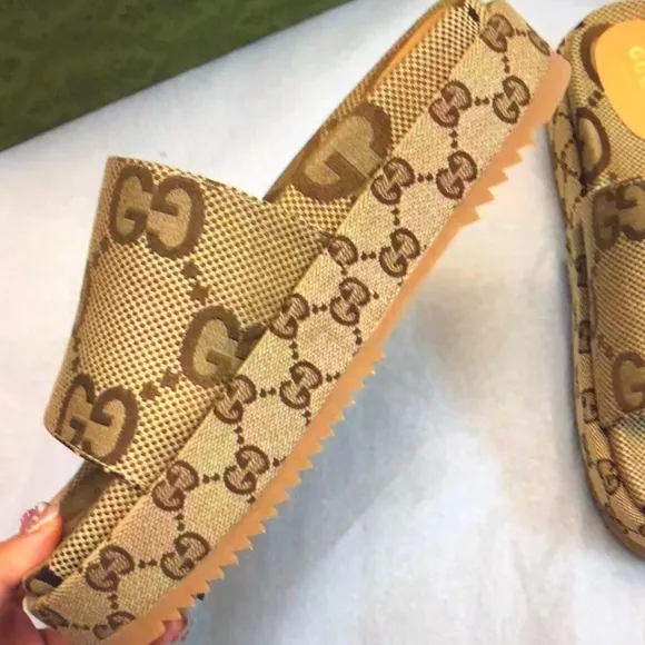 Gucci Tan and Brown Sandals with Platform Sole