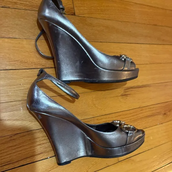 Gucci Women's Metallic Wedge Peep-Toe Shoes