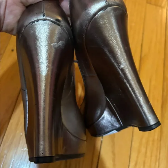 Gucci Women's Metallic Wedge Peep-Toe Shoes