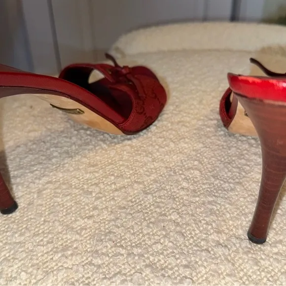 Gucci Women's Original GG Red Stilettos peep toe heel Size 9.5
