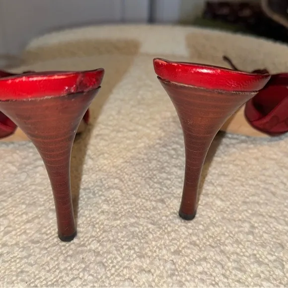 Gucci Women's Original GG Red Stilettos peep toe heel Size 9.5