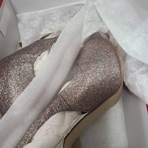 Guess Gold Multi Texture Women's Glitter Peep Toe Heels  NWB Size 6.5