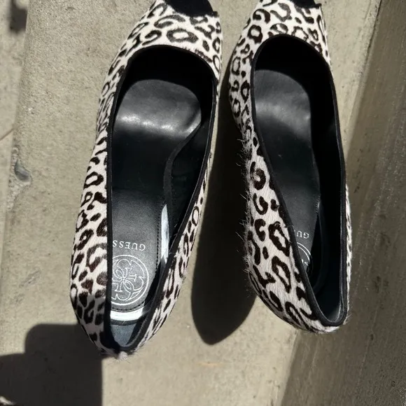 Guess Leopard Print Heels Peep Toe 5.5&quot; Stiletto Pumps Party Shoes Size 10M