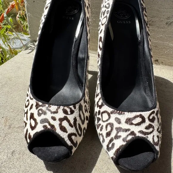 Guess Leopard Print Heels Peep Toe 5.5&quot; Stiletto Pumps Party Shoes Size 10M