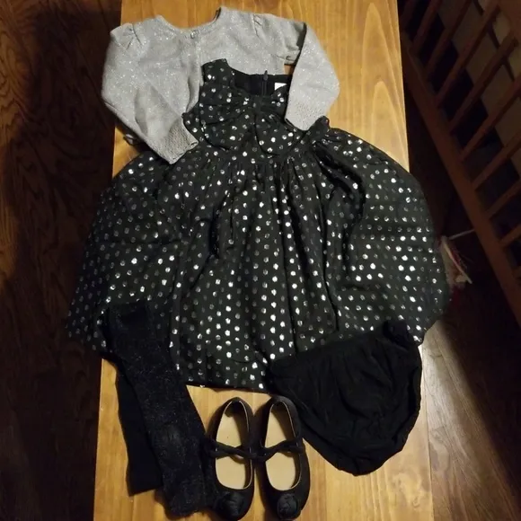 Gymboree dress bundle. Size 2T. Shoes are 7.