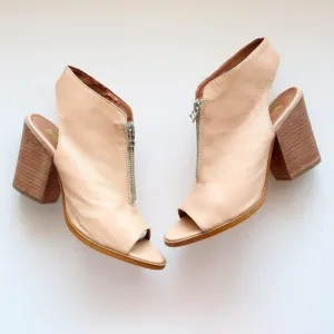 Hibou Nude Leather Peep Toe Block Heel Slingback Bootie Shoes Size 8.5