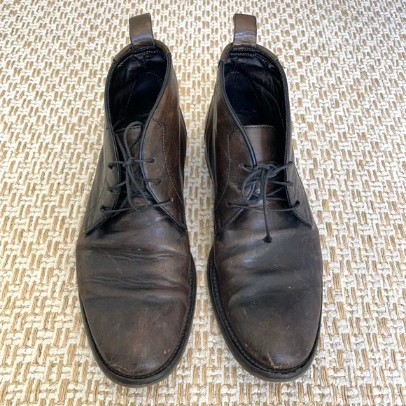 Hip Vince Leather Brunswick Chukka Boots - 8