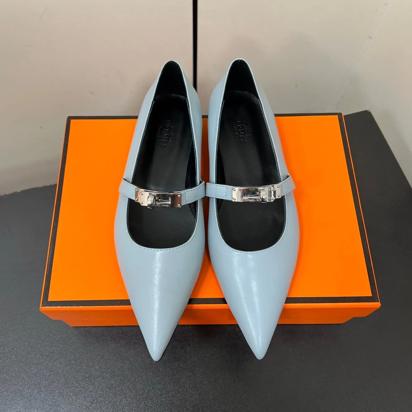 HM 25C Kelly Ballet Flat Baby Blue Calfskin 210296