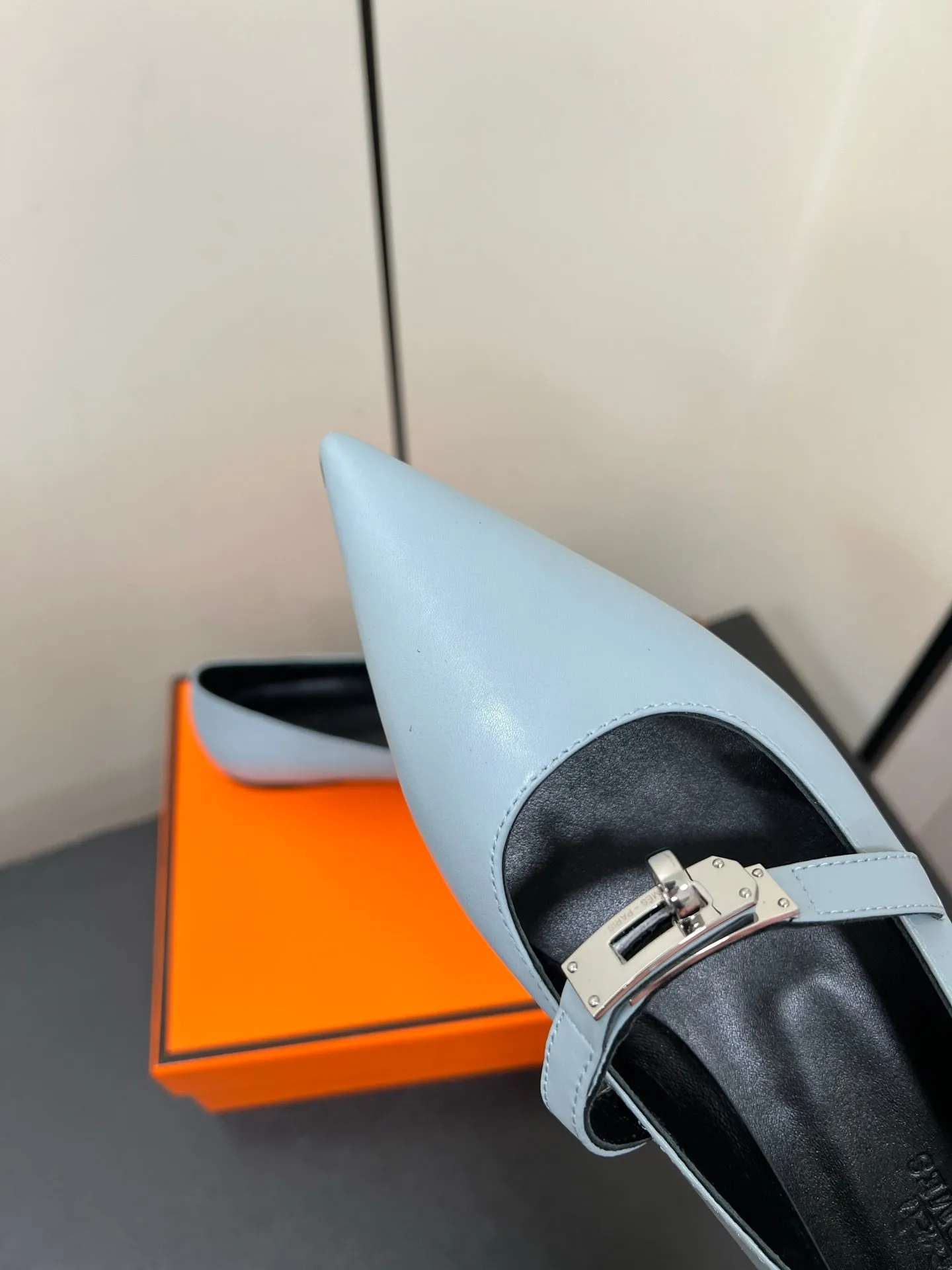 HM 25C Kelly Ballet Flat Baby Blue Calfskin 210296