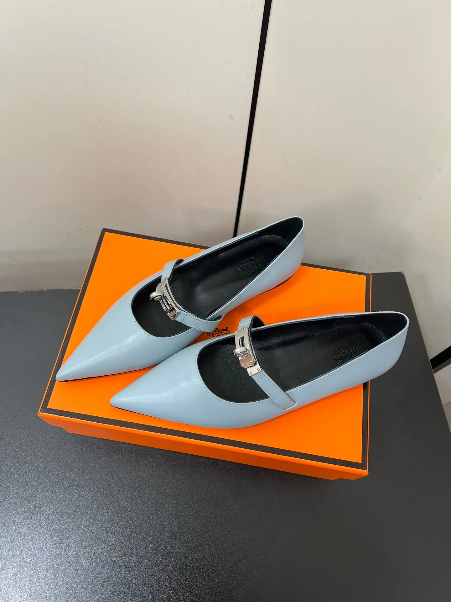 HM 25C Kelly Ballet Flat Baby Blue Calfskin 210296