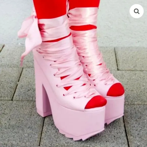 🦋🔥💋HOT ITEM! 💋🦋🔥Dolls Kill x Y.R.U.  Ballet Bae Platforms in Pink