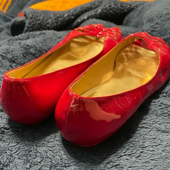 🎉HP🎉 Stuart Weitzman Candy Apple Red Patent Leather Peep Toe Flats