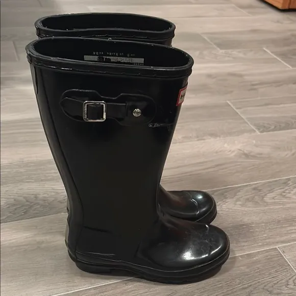 Hunter Black Rain Boots Size 4