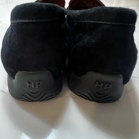 Hush Puppies Wave Flex Black Suede Loafers like new. Size 8.5