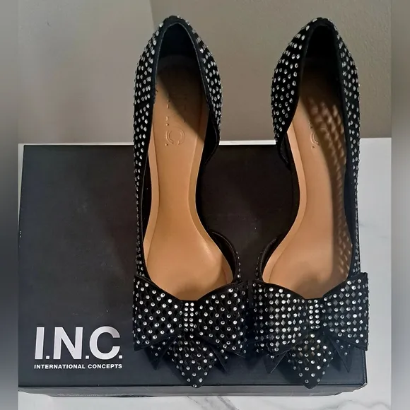 INC INTERNATIONAL COMCEPTS KENJA BLACK WOMENS SHOES SIZE 6M NEW WITH BOX.