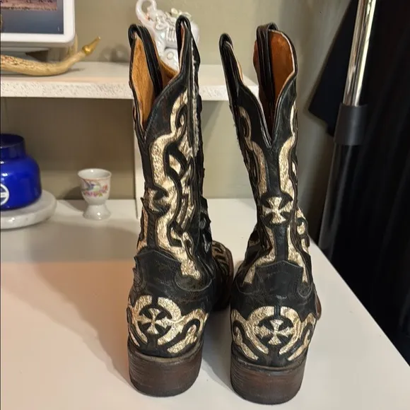 Intricate Brown Black and Tan Western Boots Square Toes Heel 1.5” Height 10-11”