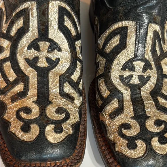 Intricate Brown Black and Tan Western Boots Square Toes Heel 1.5” Height 10-11”