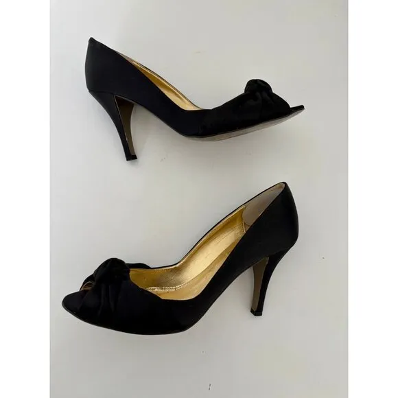 J. Crew Heels 8 Satin Peep Toe Twist Front Quiet Luxury Preppy Chic Old Money