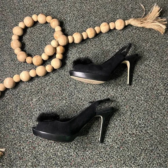 J RENEE Black Feather Flower Detail Open Toe Stiletto Pump Suede Heels Shoes 7.5
