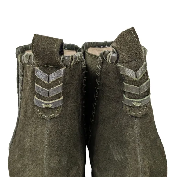 Jack Rogers Booties 8 Olive Green Suede Leather Pull On Stacked Heel Boots Shoes