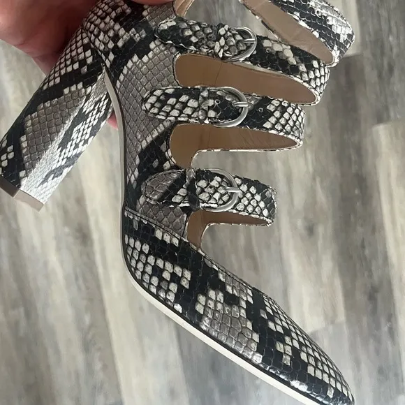 J.Crew Snakeskin leather strappy Mary Jane’s block heel pumps size 8