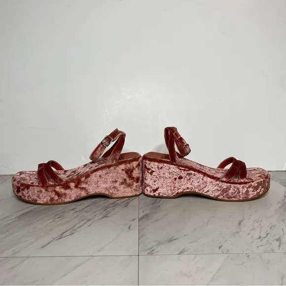 Jeffrey Campbell Activate Pink Velvet Platform Sandal 7