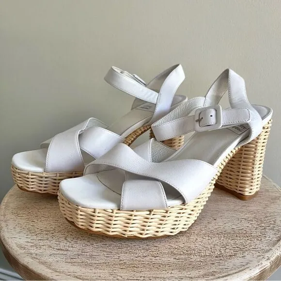 Jeffrey Campbell Amma Platform Sandals in White and Tan Size 10, NWOB