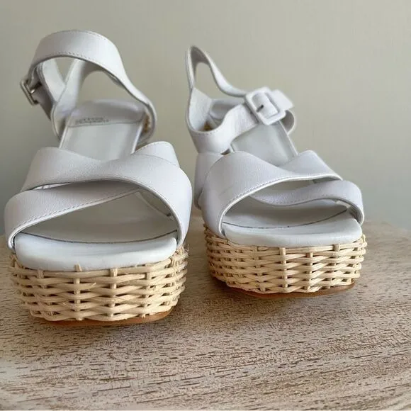 Jeffrey Campbell Amma Platform Sandals in White and Tan Size 10, NWOB