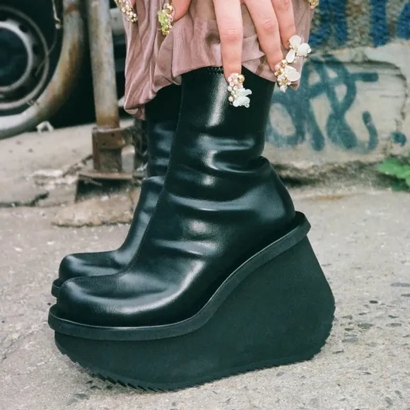 Jeffrey Campbell Constructs Platform Wedge Ankle Boot in Black | 9 NWOB